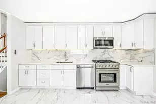 260 W 24th St, Deer Park, NY 11729 - Photo 10