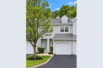 217 Windward Court N, Port Jefferson, NY 11777 - Photo 4
