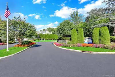 217 Windward Court N, Port Jefferson, NY 11777 - Photo 2