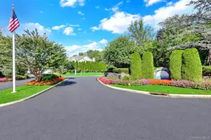 217 Windward Ct N, Port Jefferson, NY 11777 - Photo 2