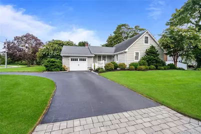 99 Benson Avenue, Sayville, NY 11782 - Photo 2