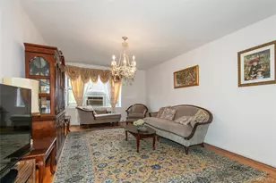 75 S Middle Neck, Great Neck, NY 11021 - Photo 6
