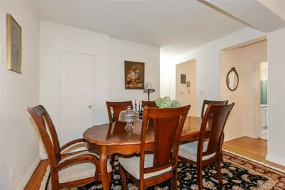75 S Middle Neck #4-A, Great Neck, NY 11021 - Photo 8