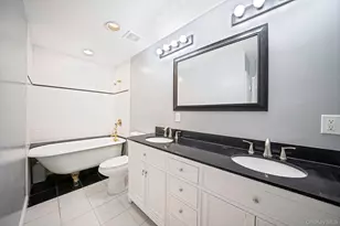 415 Clubhouse Ct, Coram, NY 11727 - Photo 16