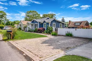 127 Clinton Ave, Patchogue, NY 11772 - Photo 30