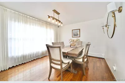 371 N Iowa Avenue, Massapequa, NY 11758 - Photo 6