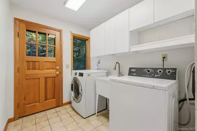 2054 Quaker Ridge Road, Croton on Hudson, NY 10520 - Photo 14