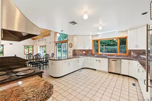 2054 Quaker Ridge Rd, Croton on Hudson, NY 10520 - Photo 8