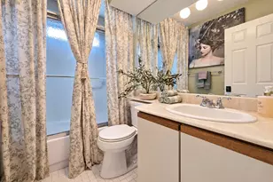 4 Orient Ct, Ridge, NY 11961 - Photo 22