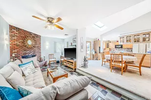 1524 N Monroe Ave, West Islip, NY 11795 - Photo 4