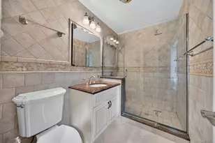 43 Fernwood Ln, Roslyn, NY 11576 - Photo 12