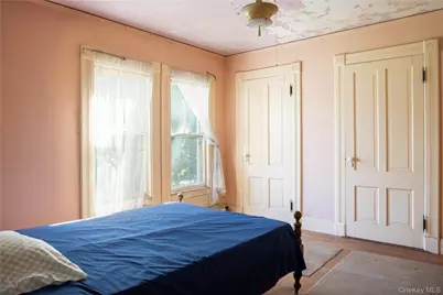 440 1st Street, Greenport, NY 11944 - Photo 10