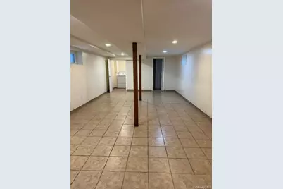 78-22 64th Lane, Glendale, NY 11385 - Photo 10