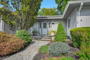 6 Pecan Valley Dr, New City, NY 10956 - Photo 2