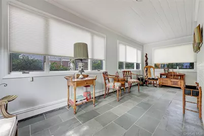 178 Schenck Circle N, Hewlett, NY 11557 - Photo 8