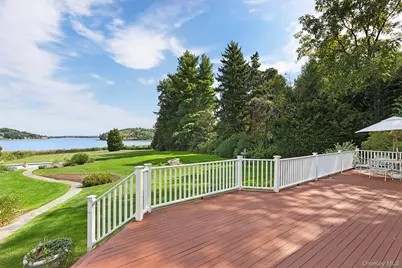 61 Factory Pond Road, Locust Valley, NY 11560 - Photo 36