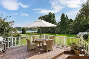 61 Factory Pond Rd, Locust Valley, NY 11560 - Photo 30