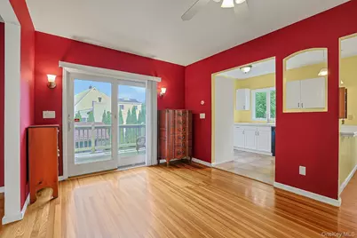 19 Cambridge Street E, Valhalla, NY 10595 - Photo 12