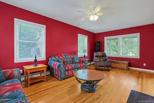 19 Cambridge Street E, Valhalla, NY 10595 - Photo 8