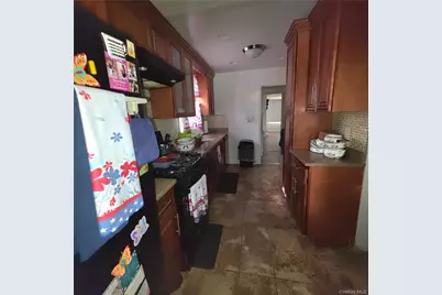 11122 203rd Street, Saint Albans, NY 11412 - Photo 8