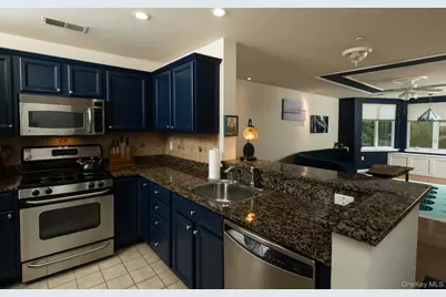 1204 Round Pointe Drive, Haverstraw, NY 10927 - Photo 6