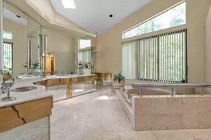 4 Broadlawn Ave, Great Neck, NY 11024 - Photo 16
