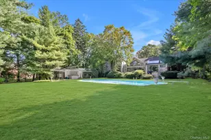 4 Broadlawn Ave, Great Neck, NY 11024 - Photo 28