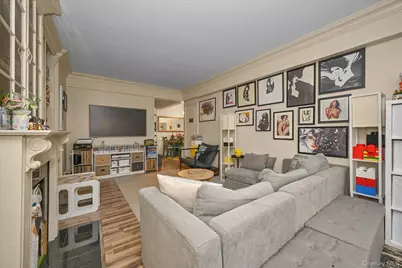 67-76 Booth Street #2i, Forest Hills, NY 11375 - Photo 4