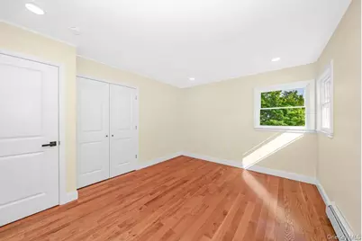 212 Westbury Boulevard, Hempstead, NY 11550 - Photo 10