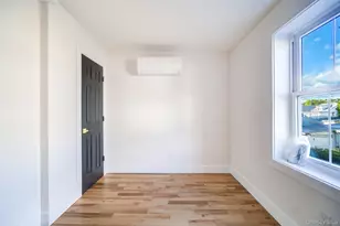 258 State St, Hudson, NY 12534 - Photo 12