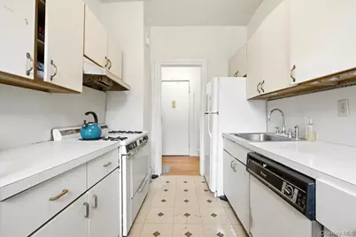 83-19 116th Street #6D, Kew Gardens, NY 11415 - Photo 16