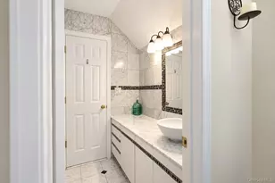 153 Treetop Cir, Nanuet, NY 10954 - Photo 20