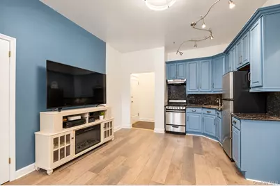 115-25 Metropolitan Avenue #224, Kew Gardens, NY 11418 - Photo 6