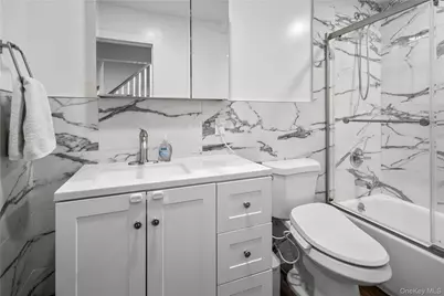 271 Signs Road #E, New York, NY 10314 - Photo 20