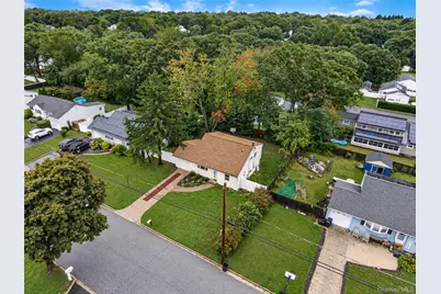 66 Ontario Street, Port Jefferson Station, NY 11776 - Photo 20