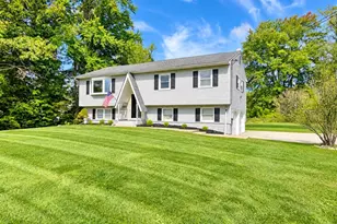 6 Ryandale Rd, Lagrangeville, NY 12540 - Photo 2