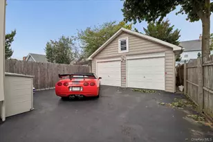 21 E St Marks Pl, Valley Stream, NY 11580 - Photo 26
