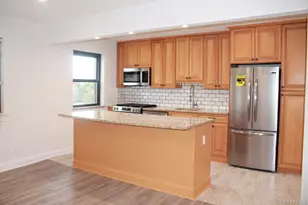 61 White Oak St, New Rochelle, NY 10801 - Photo 2