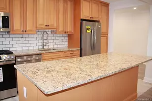61 White Oak St, New Rochelle, NY 10801 - Photo 8
