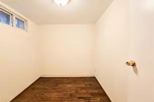 56-49 215th St, Bayside, NY 11364 - Photo 26