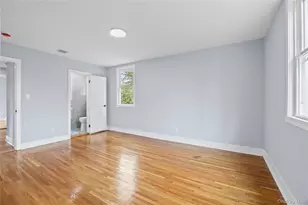 81 Rowe Ave, East Rockaway, NY 11563 - Photo 4