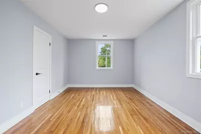 81 Rowe Avenue, East Rockaway, NY 11563 - Photo 20