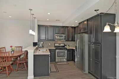 212 Clubhouse Circle #212, Melville, NY 11747 - Photo 12