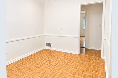 73-27 198th Street #2nd FL, Fresh Meadows, NY 11366 - Photo 4