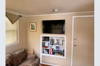 3473 S Hawthorne Drive S, Wantagh, NY 11793 - Photo 6