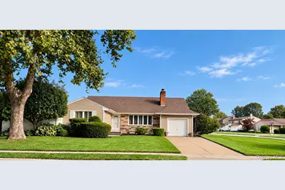 3473 S Hawthorne Drive S, Wantagh, NY 11793 - Photo 1