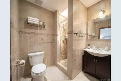 69-84 136th Street #B, Flushing, NY 11367 - Photo 10