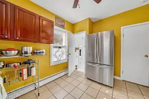 9410 82nd Pl, Ozone Park, NY 11416 - Photo 8