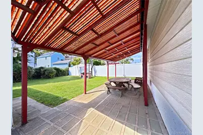 78 Gates Avenue, Valley Stream, NY 11580 - Photo 30
