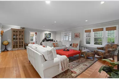 38 Sands Street, Mount Kisco, NY 10549 - Photo 4